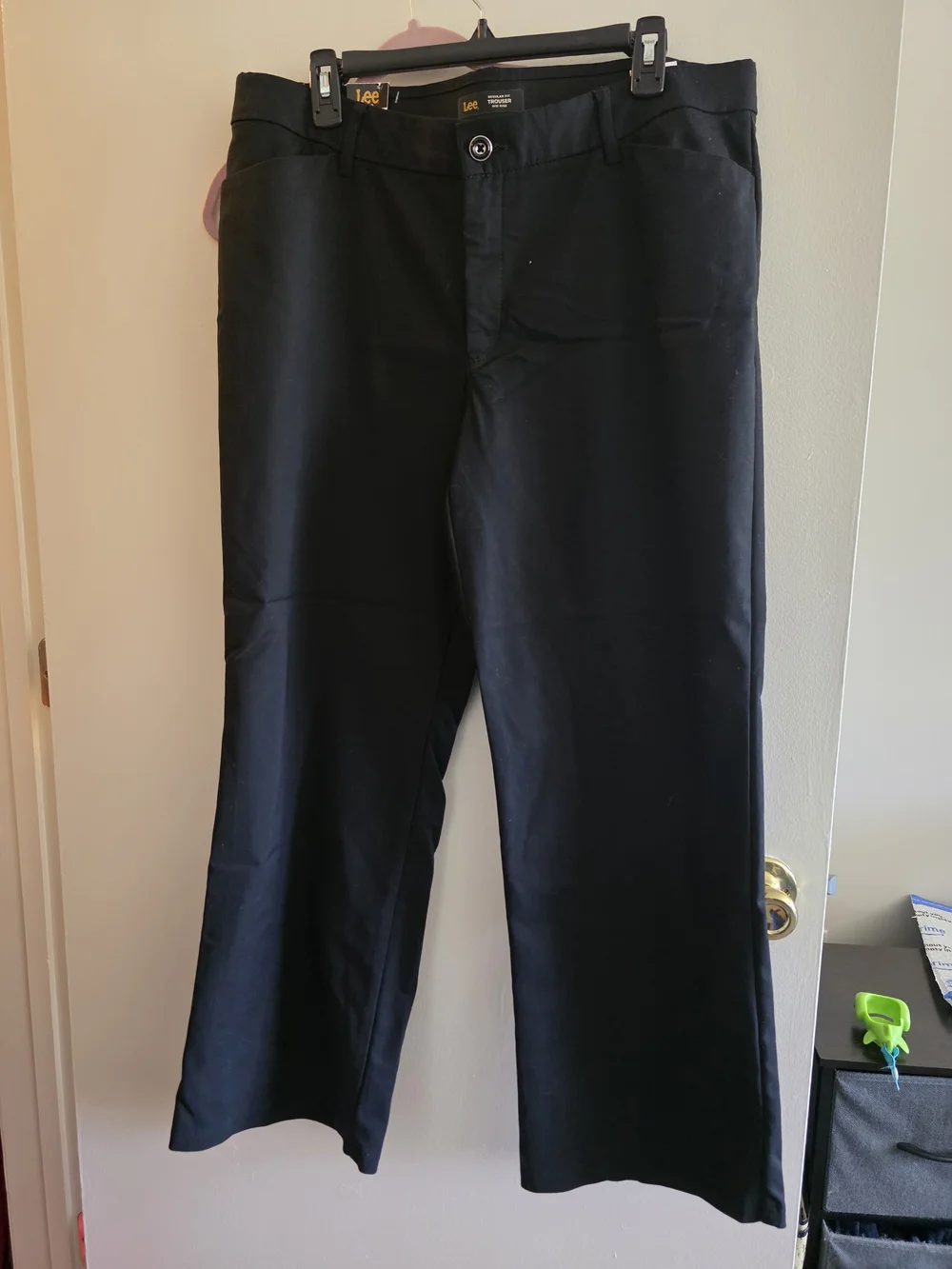 Lee Black Regular Fit Mid-Rise Trousers 16 Short
